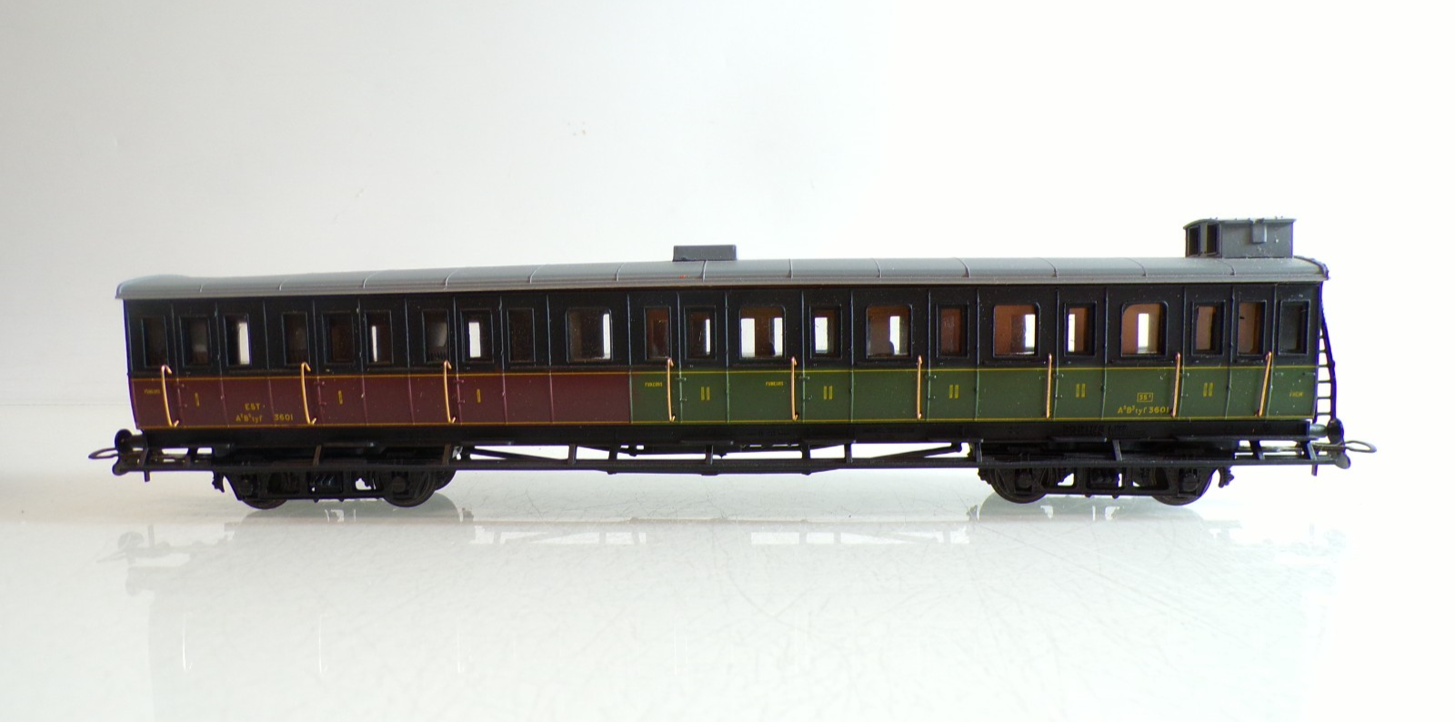 France Trains H0 213 Abteilwagen 1./2. Kl. in OVP BH1120 – Bild 3