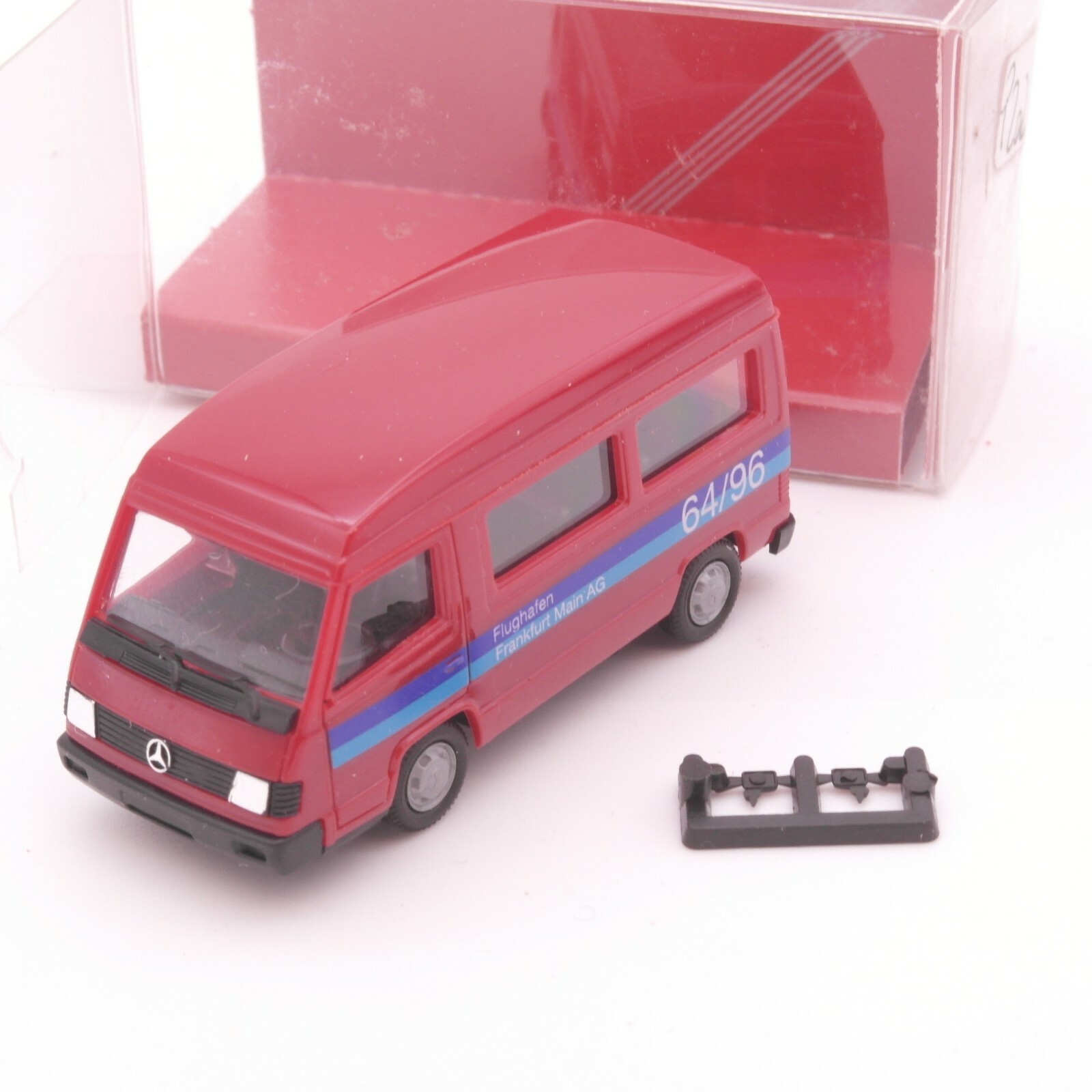 Herpa 1:87 043014 Mercedes Benz 100D Bus HD Flughafen Frankfurt in OVP RT1861