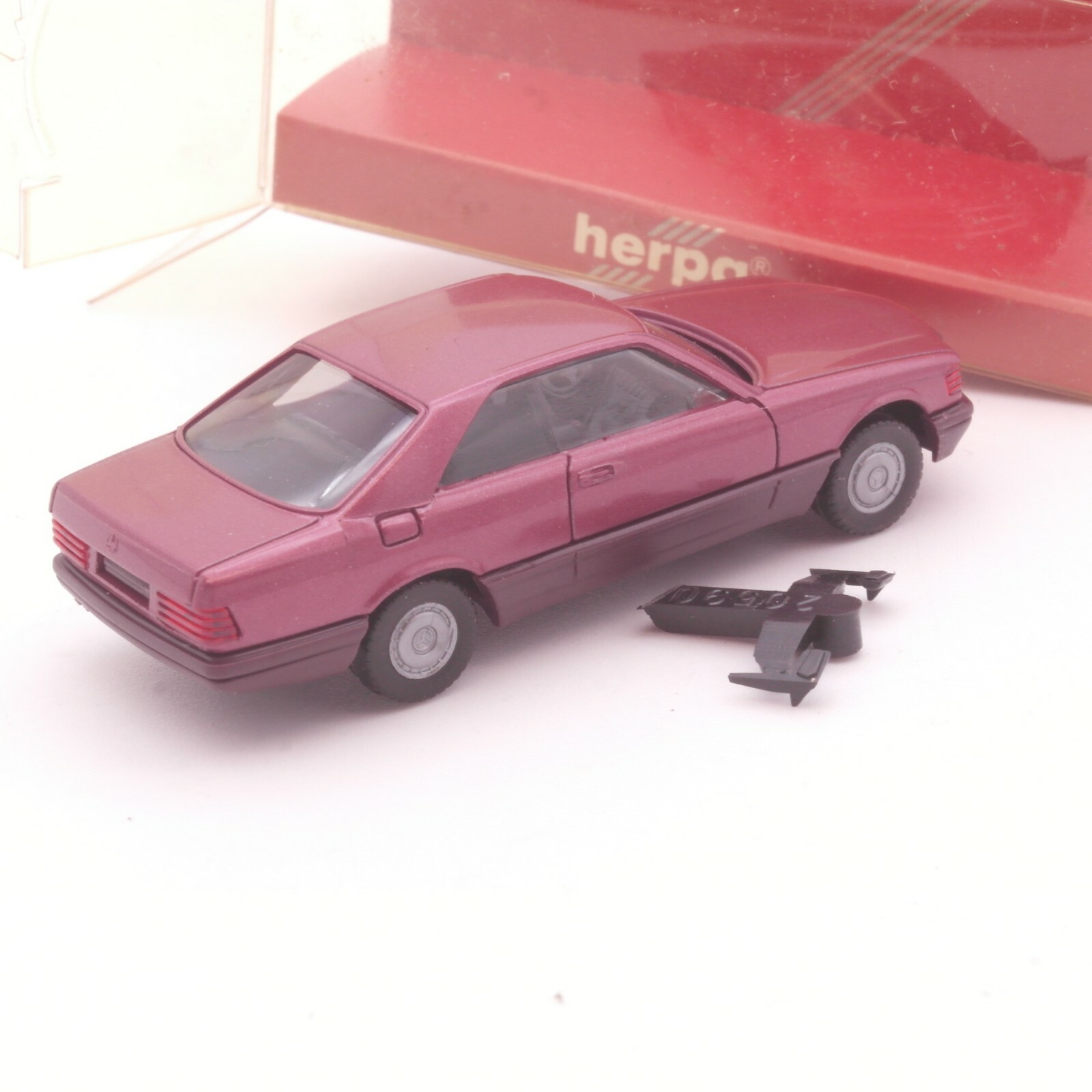 Herpa 1:87 3087  Mercedes-Benz 560 SEC in OVP RT6775 – Bild 3