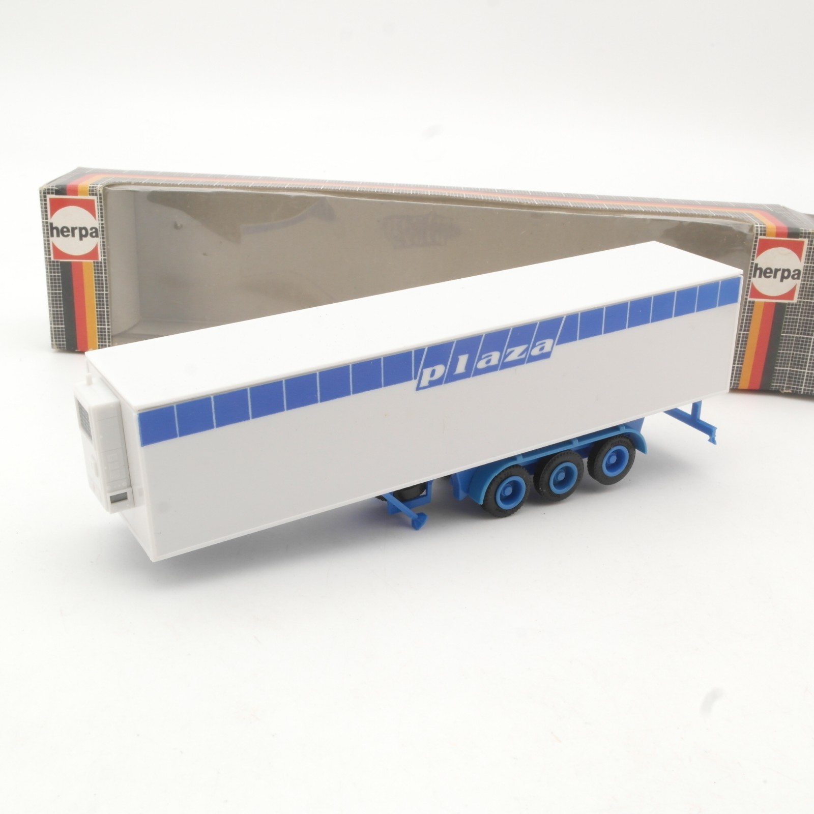 Herpa 1:87 LKW Auflieger Plaza in OVP RR5410
