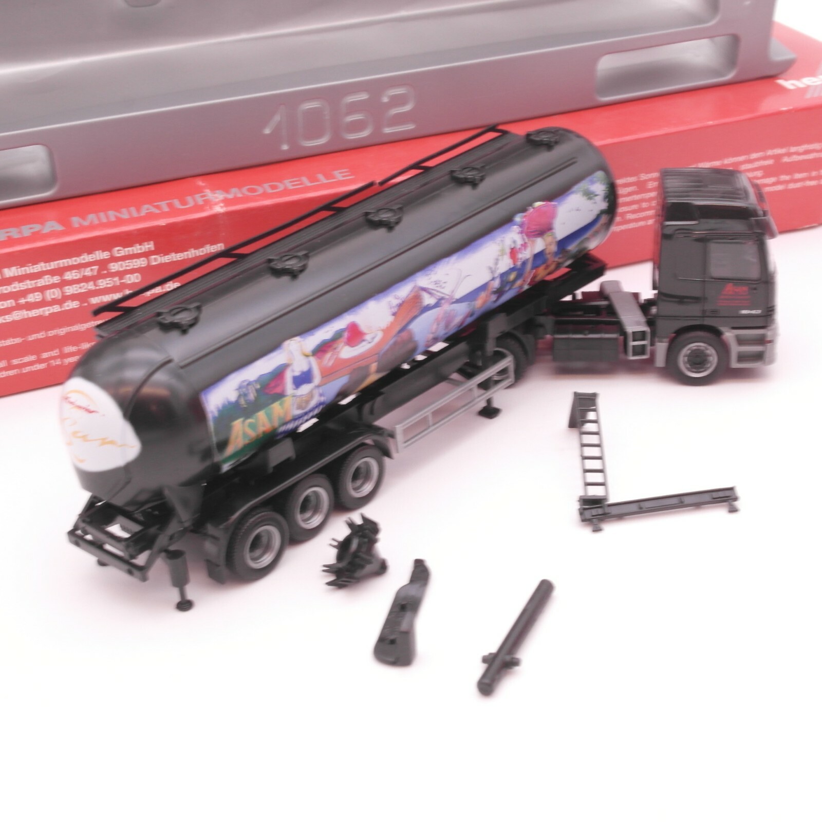 Herpa 1:87 MB Actros L Tank-SZ Asam Transporte in EVP RT5011 – Bild 3