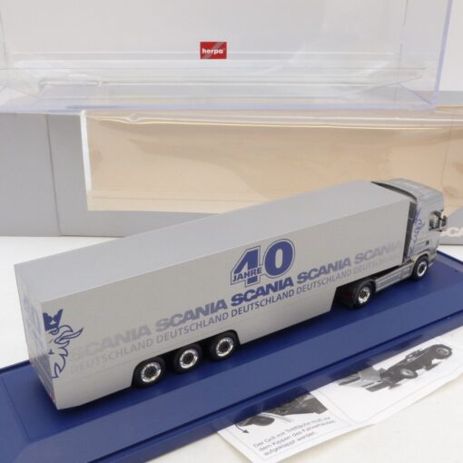Herpa 1:87 SoMo.: Scania R620 Sattelzug 40 Jahre Scania Deutschland, OVP EB7643 – Bild 3