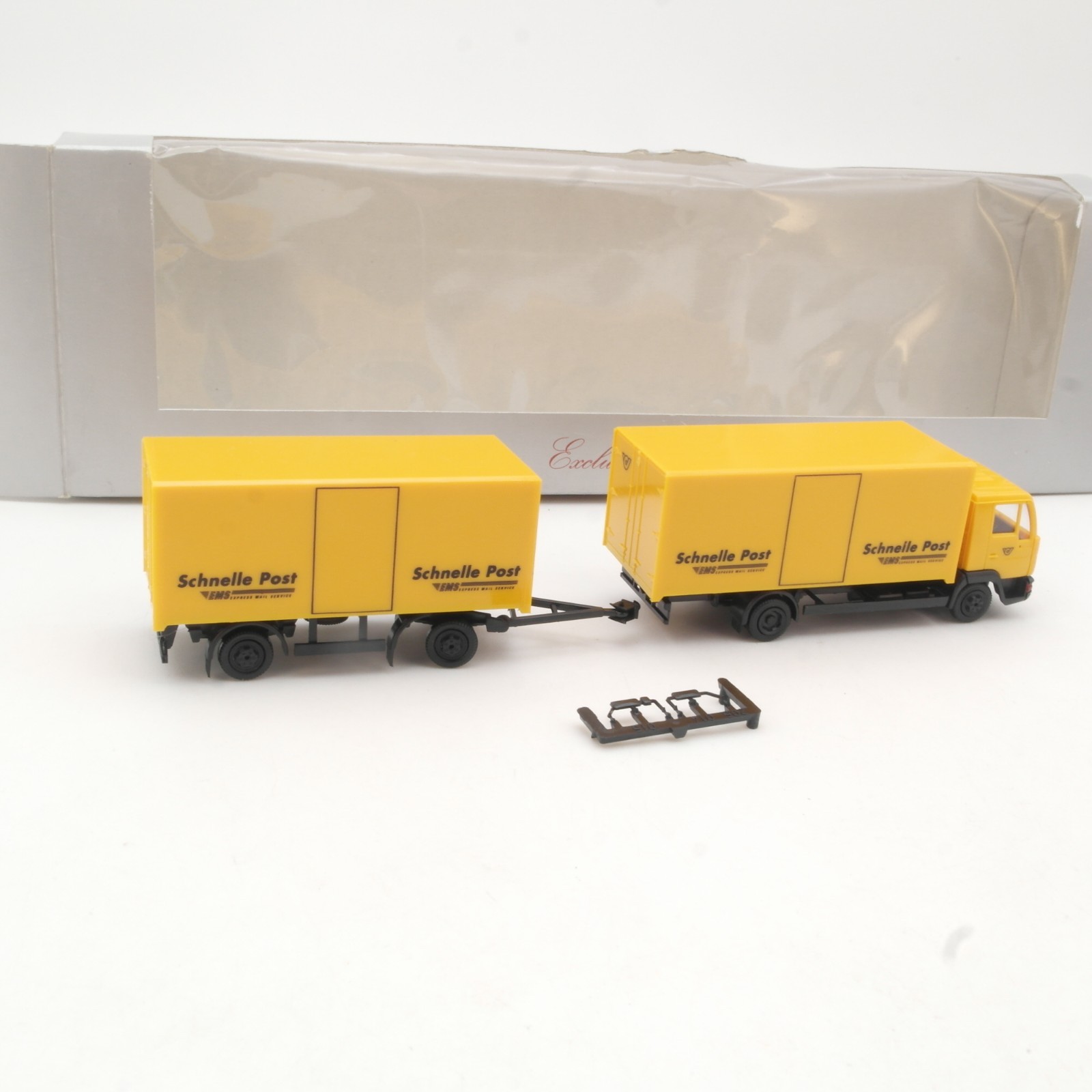 Herpa 1:87 Steyr L2000 Sattelzug Schnelle Post Österreich in OVP RR5405 – Bild 3