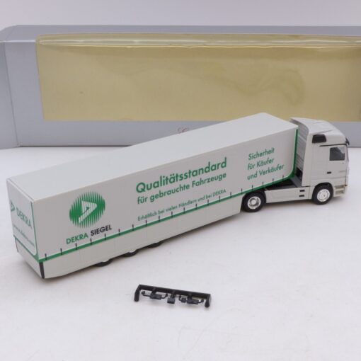 Herpa 1:87 Werbemodell: Mercedes Benz Actros Sattelzug DEKRA, in OVP EB7650 – Bild 3