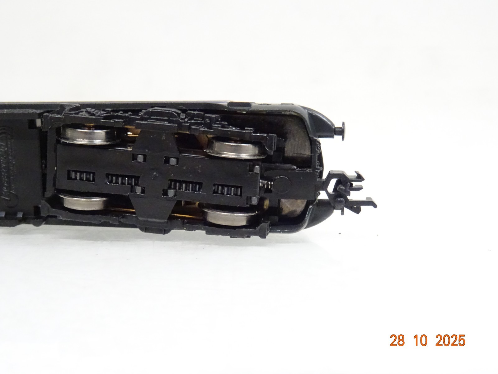 Hobbytrain N 241026 E-Lok E 10 1266 Rheingold der DB JL5074 o. – Bild 5