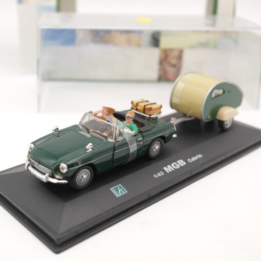 Hongwell 1:43 MGB Cabrio mit Wohnwagen in OVP RR2074 – Bild 3