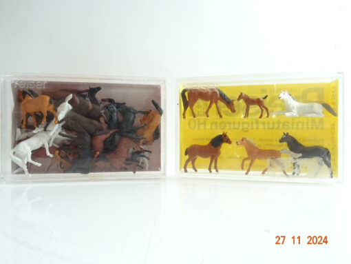 Konvolut H0 Pferde Figuren-Sets siehe Fotos in OVP CK4442