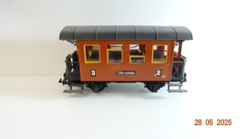 LGB Spur G 3007 Zillertalbahn 2. u. 3. Klasse mit Beleuchtung s.Foto CK8556 o.