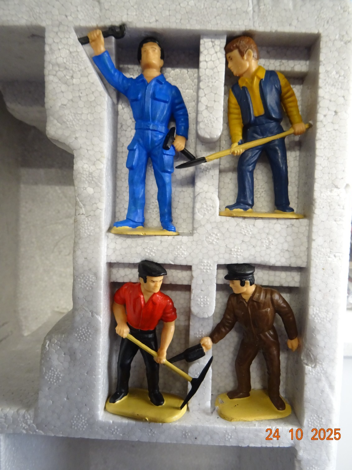 LGB Spur G 71968 Startpackung mit Güterzug und Figuren in OVP JL3826 – Bild 6