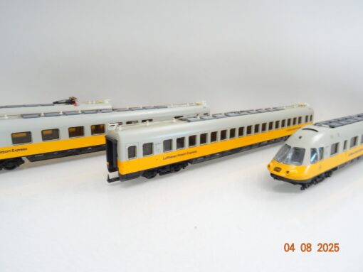 Lima H0 Elektro-Triebwagen 4tlg. Lufthansa-Airport-Express JL2063 o. – Bild 4
