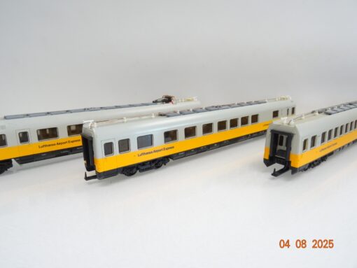 Lima H0 Elektro-Triebwagen 4tlg. Lufthansa-Airport-Express JL2063 o. – Bild 5