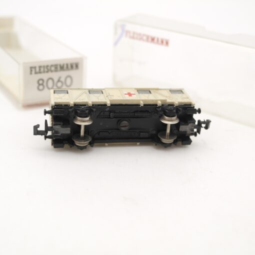 Lima N gedeckter Güterwagen rotes Kreuz, siehe Foto in EVP RR2151 – Bild 4