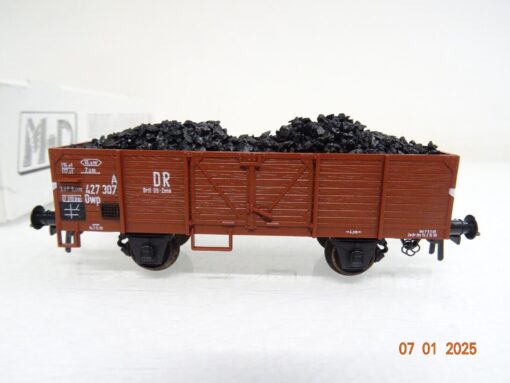 M+D H0 128 Hochbordwagen mit Kohle der DR Brit-US-Zone in OVP PR5076 – Bild 3