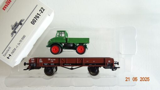 Märklin H0 00761-22 Niederbordwagen mit Ladung Unimog der DB in OVP PR7918