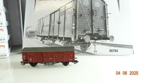 Märklin H0 00794 Set 20 gedeckte Güterwagen der DB in OVP PR8200 – Bild 3