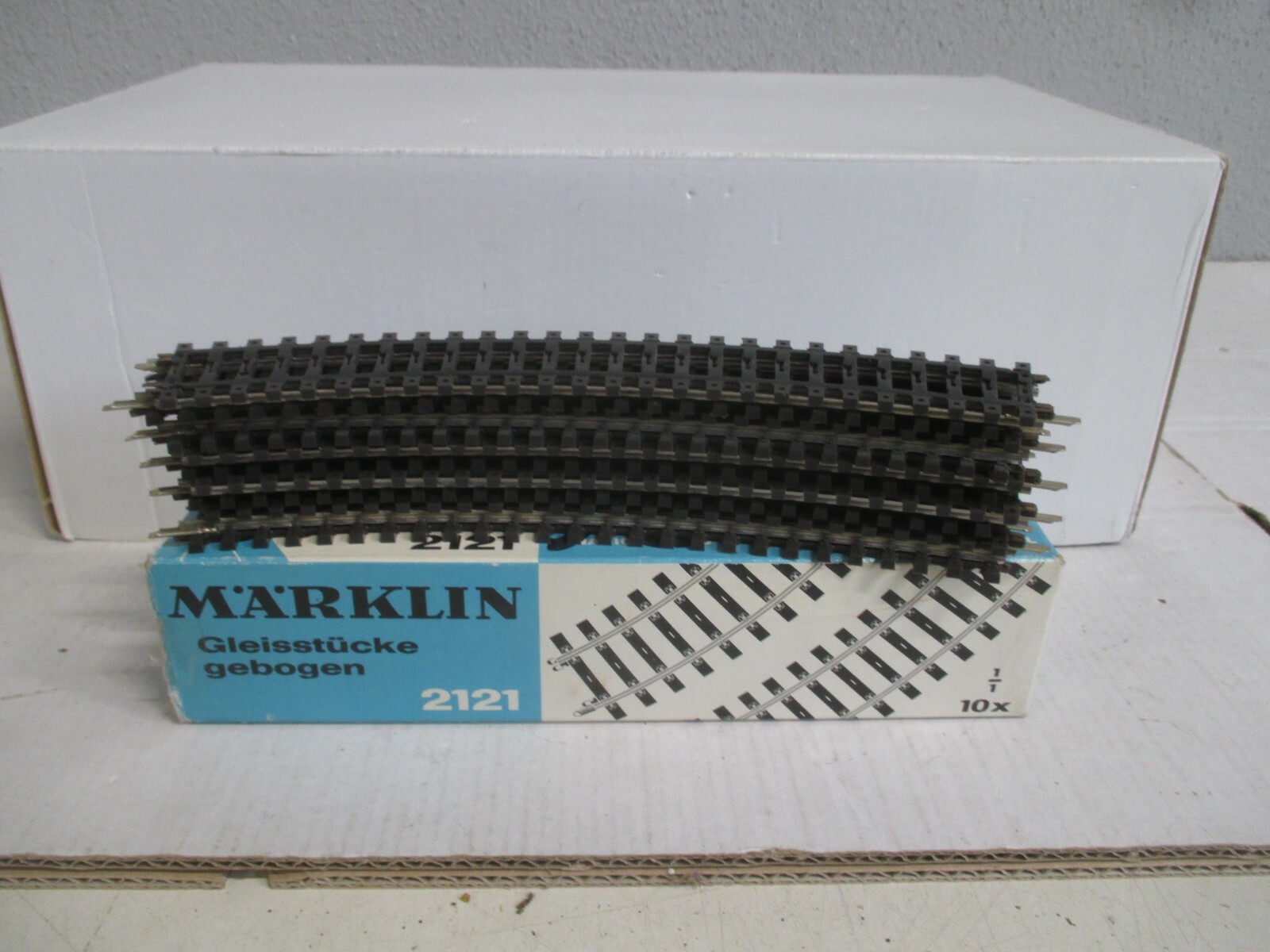 Märklin H0 2121 K-Gleis  gebogen 10X1/1 r360 mm 30° 10 Stück m.OVP WZ8199