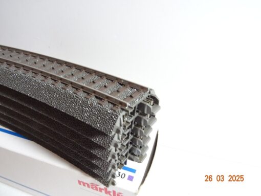 Märklin H0 24430 gebogenes Gleis R4=579,5 mm30° 6 Stück siehe Foto in OVP CK7022 – Bild 4