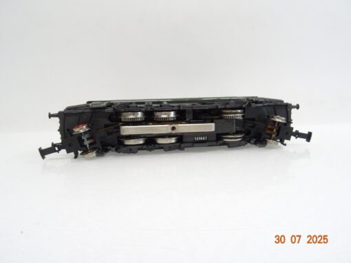 Märklin H0 3049 E-Lok BR 104 021-1 der DB JL2021 o. – Bild 4