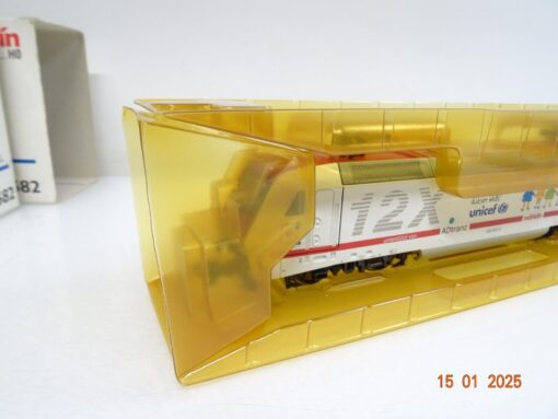 Märklin H0 3058 E-Lok BR 128 12X Unicef Delta in OVP LE8287 – Bild 5