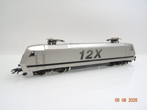 Märklin H0 34381 E-Lok 12X BR 128 001 5 Metall-Edition Delta in OVP JL932 – Bild 3
