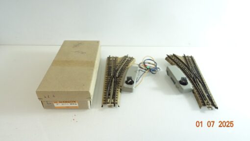 Märklin H0 3600 Weichenpaar mit durchgehender Mittelleiter in OVP CK9187