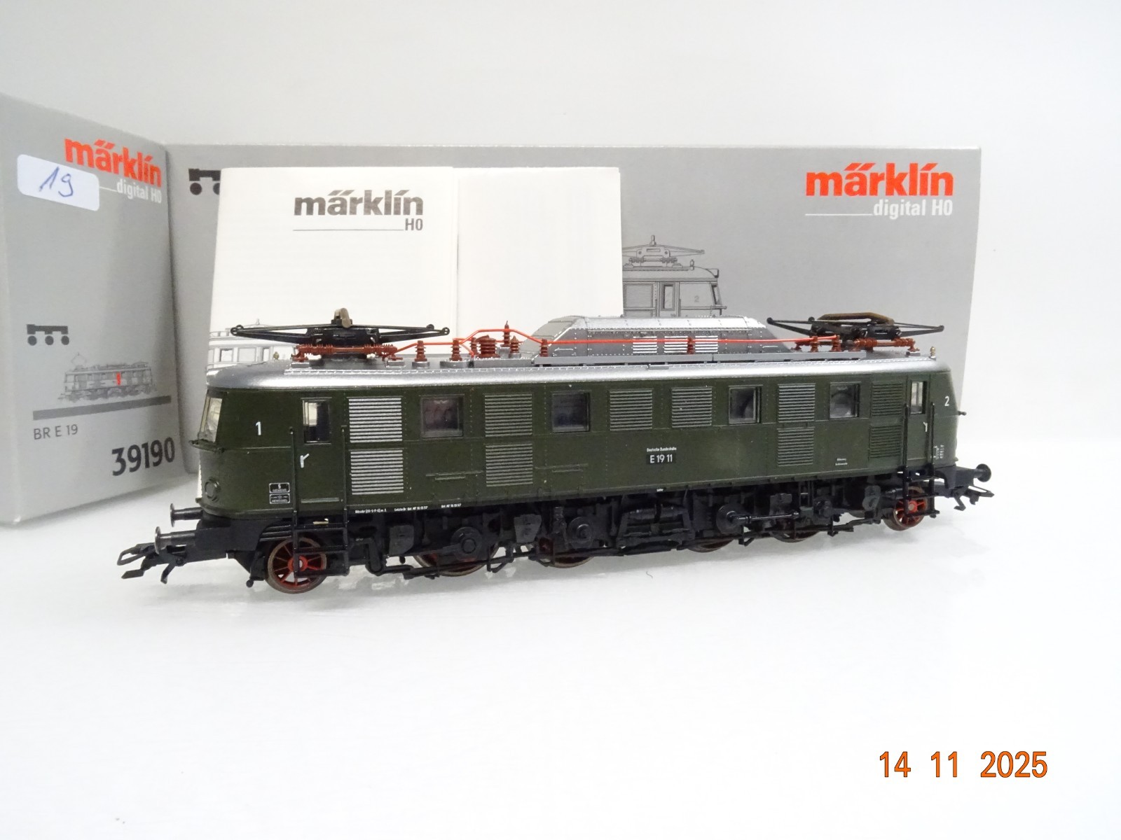 Märklin H0 39190 E-Lok E 19 11 der DB Digital in OVP JL4513