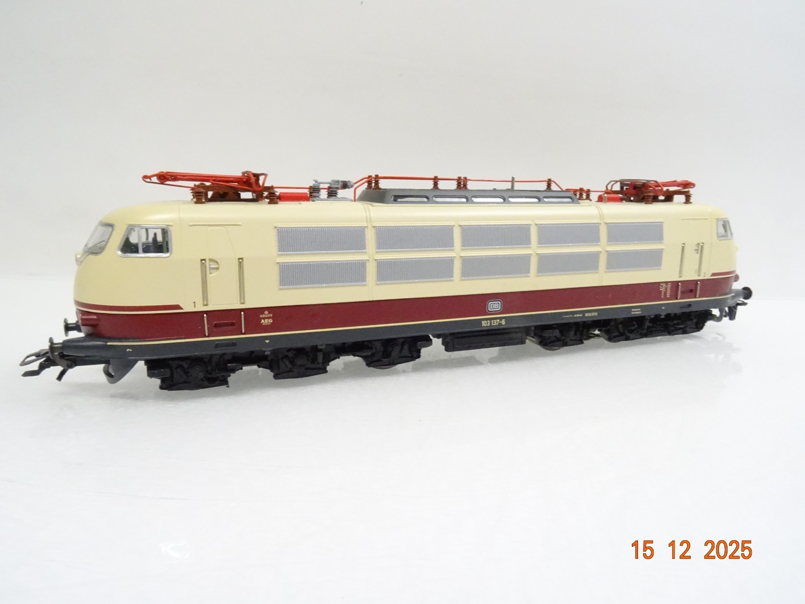 Märklin H0 39579 E-Lok BR 103 137-6 der DB Digital E-Panthographen in OVP JL5088 – Bild 3