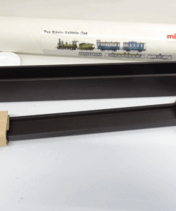Märklin H0 4396/4398/4399 Präsentations-Sockel aus Metall ca570 mm in OVP JL4775