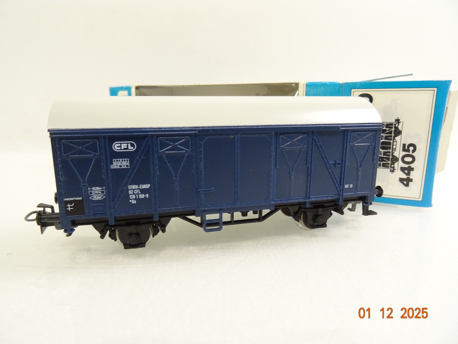 Märklin H0 4405 gedeckter Güterwagen der CFL in OVP RR5100