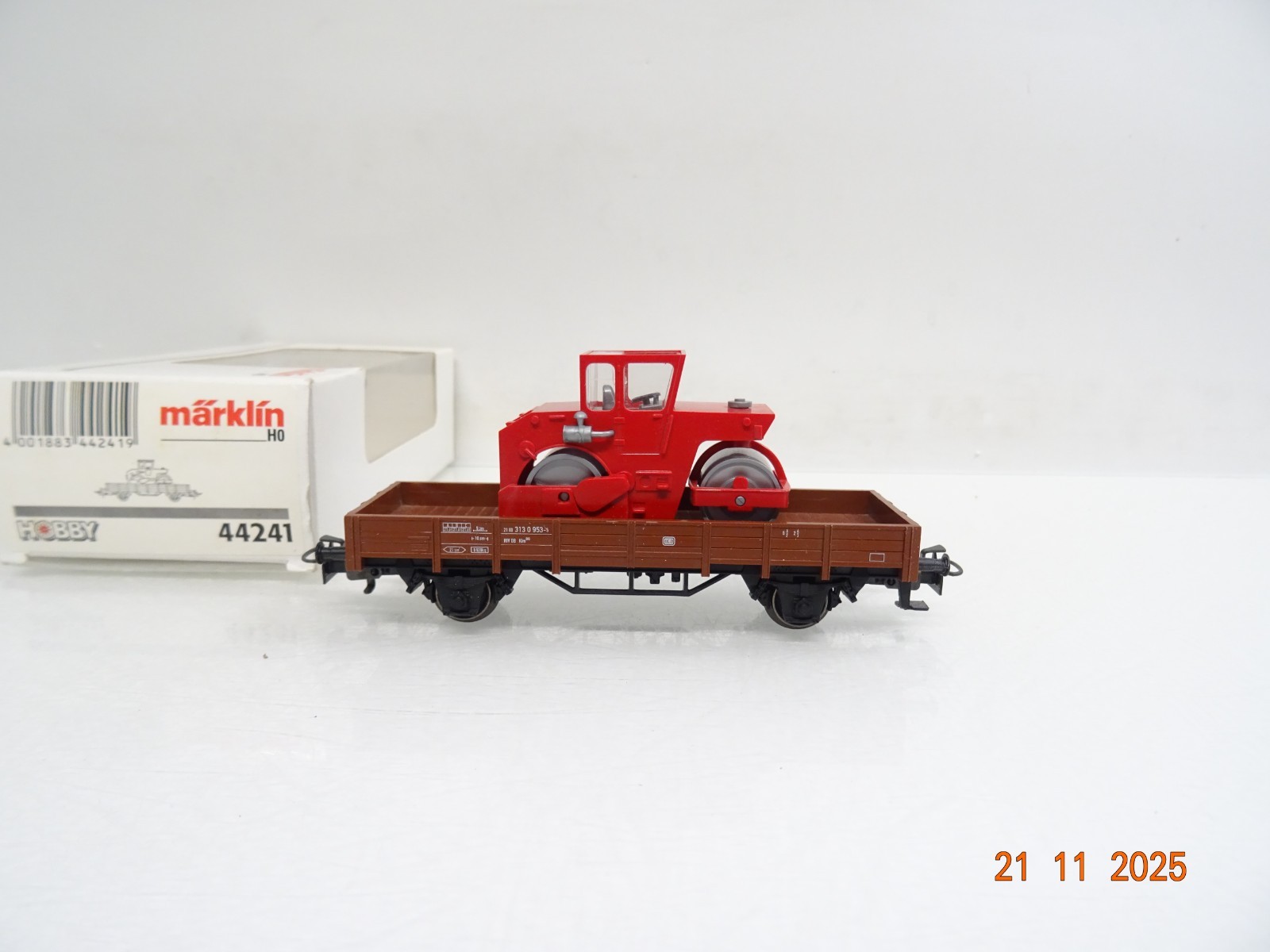 Märklin H0 44241 Niederbordwagen mit Walze in OVP BH1332 – Bild 4