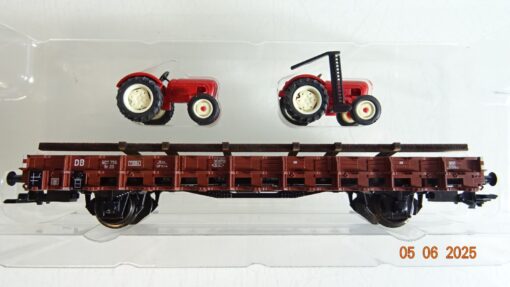 Märklin H0 46089-05 Rungenwagen mit 2 Porschetraktoren der DB in OVP PR8247 – Bild 3