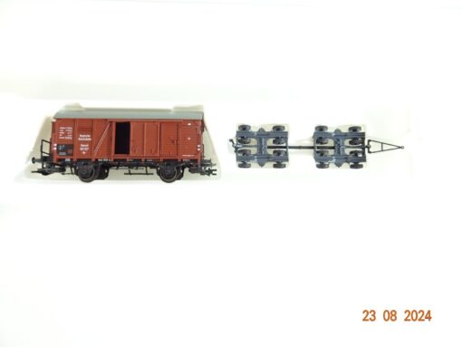 Märklin H0 46821 gedeckter Güterwagen mit Straßenroller der DR in OVP PR2160 – Bild 3