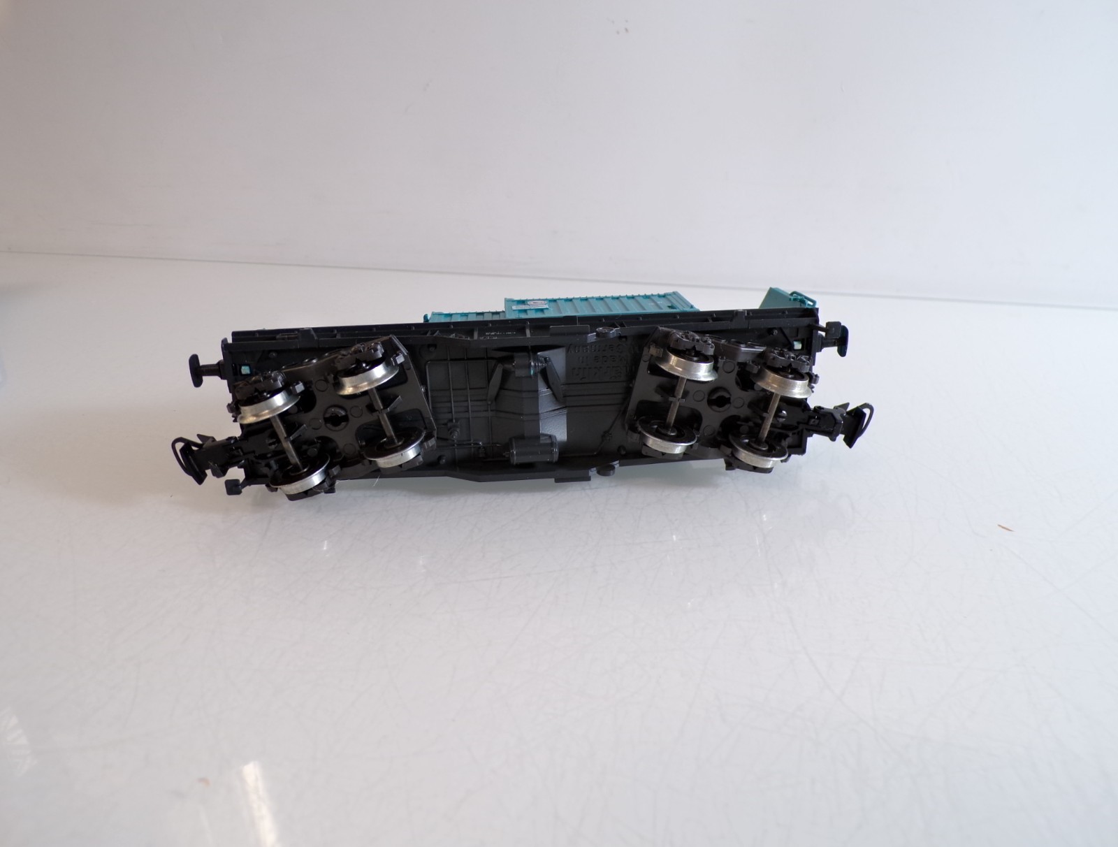 Märklin H0 4687 Drehgestellwagen mit Teleskophauben der DB in OVP HS59 – Bild 4