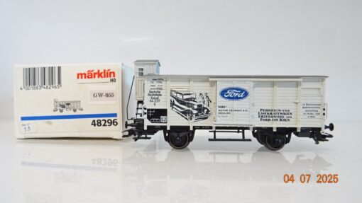 Märklin H0 48296 gedeckter Güterwagen Ford der DR in OVP PR8873