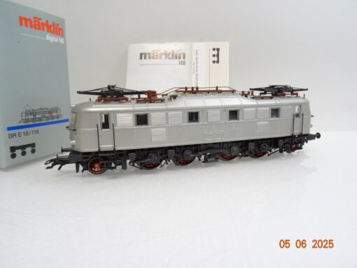 Märklin H0 aus 3667 E-Lok BR E 18/118 Metall-Edition Digital in OVP JL934