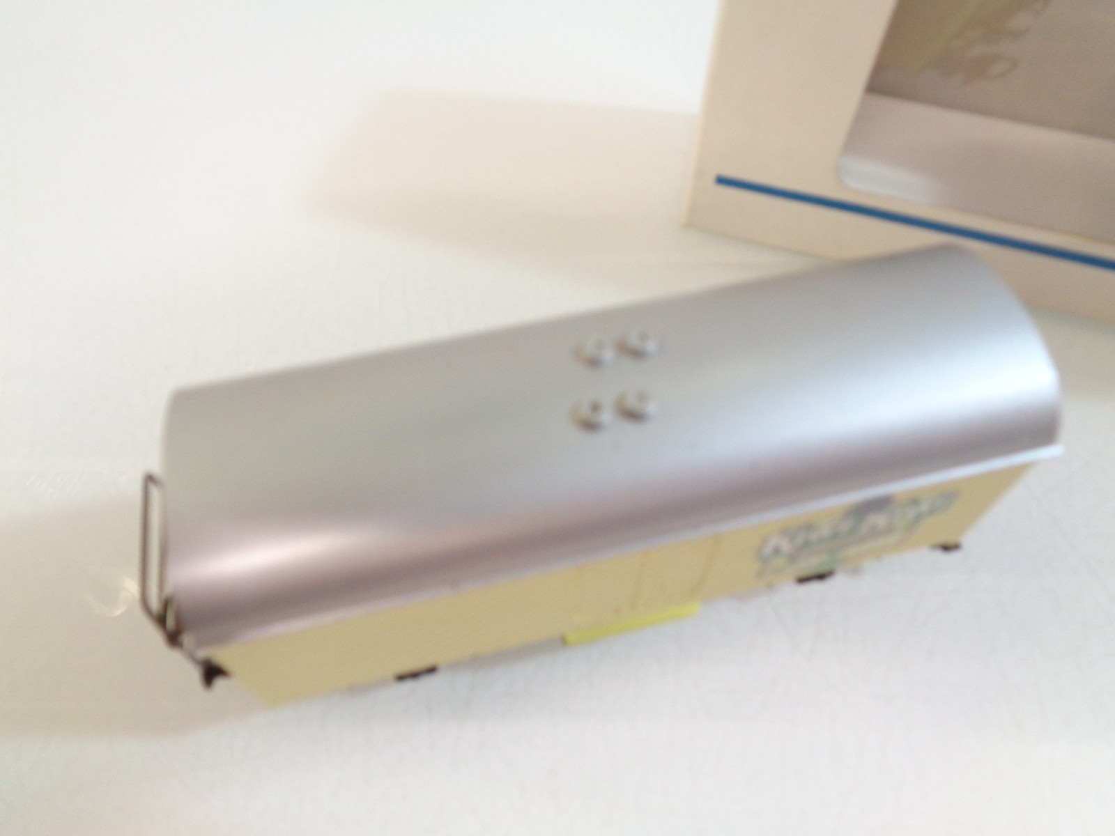 Märklin H0 gedeckter Güterwagen Kiwi Kiwi, siehe Bilder in OVP RR5618 – Bild 3