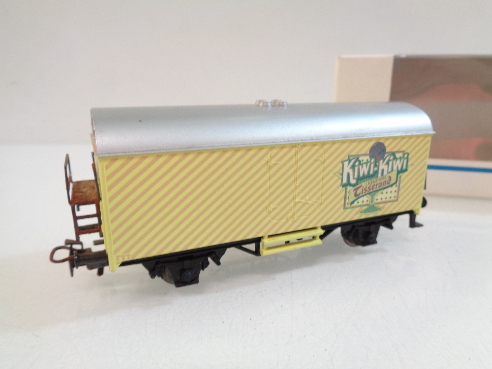 Märklin H0 gedeckter Güterwagen Kiwi Kiwi, siehe Bilder in OVP RR5618