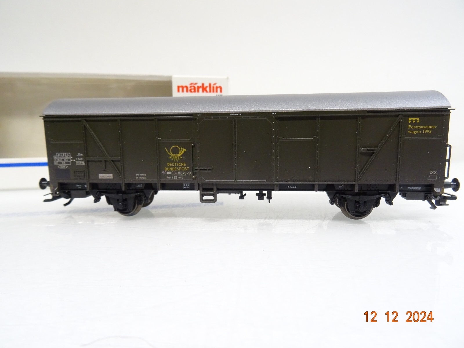 Märklin H0 gedeckter Postgüterwagen der DBP OVP PR4750 – Bild 3
