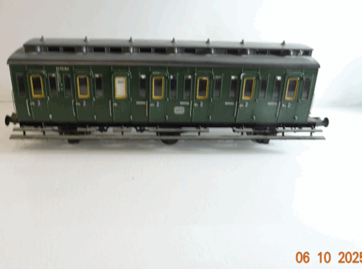 Märklin Spur 1 5804 dreiachsiger Abteilwagen siehe Foto PK1279 o.