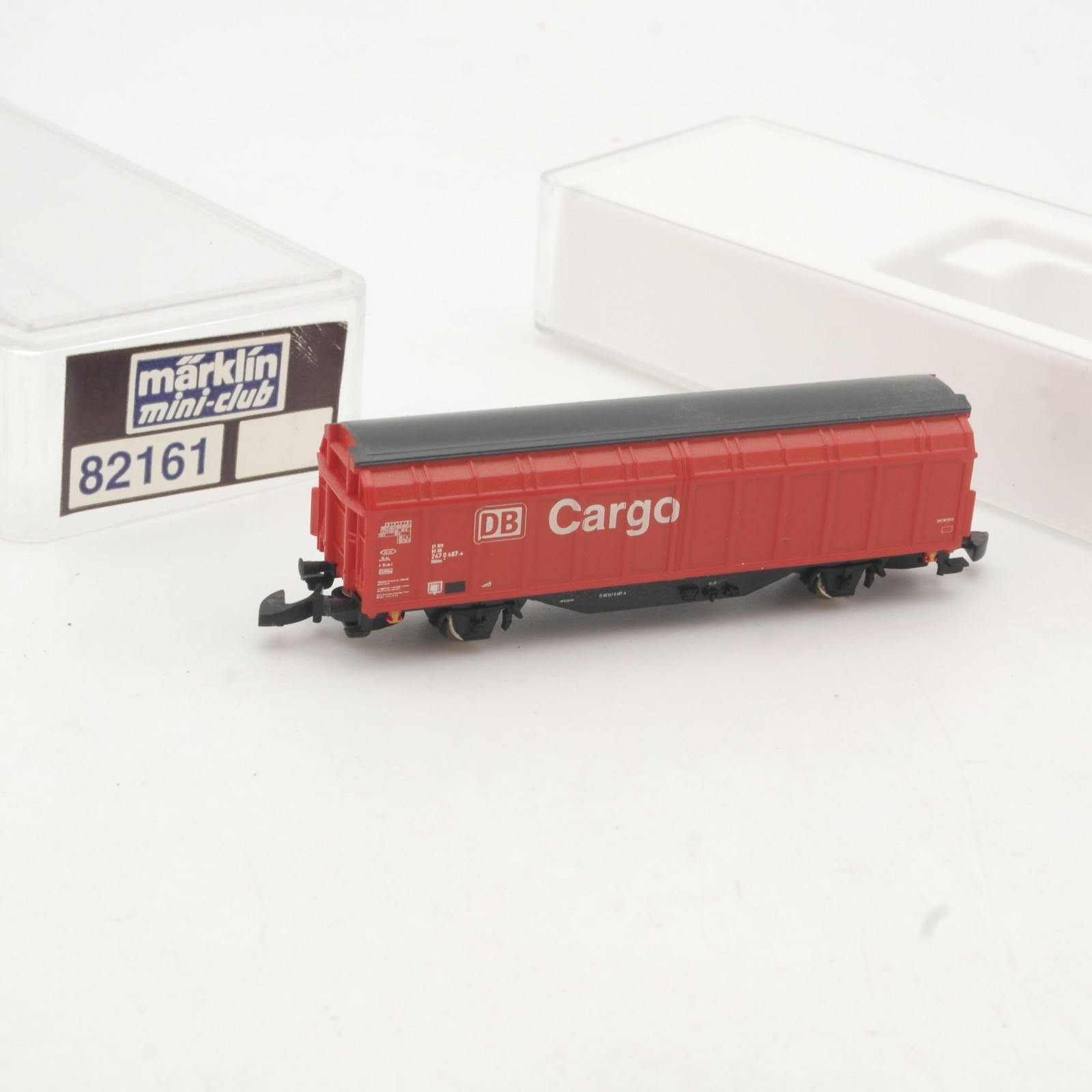 Märklin mini-club Z gedeckter Güterwagen der DB Cargo in EVP RR5448