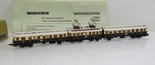 Minitrix N 12992 E-Triebwagen ET 831 / 832 der K.P.E.V. in OVP LE2972