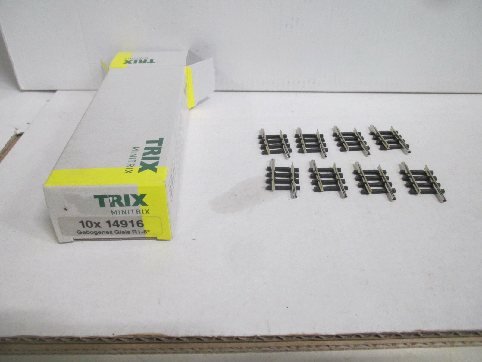 Minitrix N 14916 gebogenes Gleis R1 6° 8 Stück m.OVP WZ5809