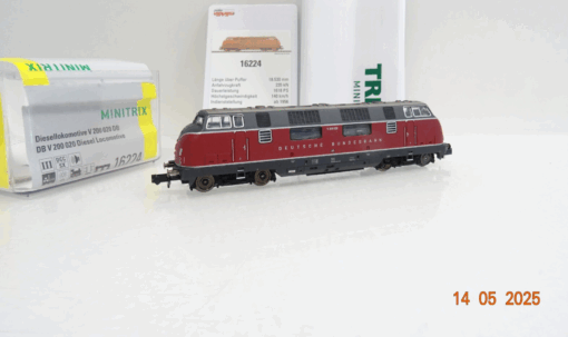 Minitrix N 16224 Diesellok V 200 020 der DB Digital Sound in OVP JL680