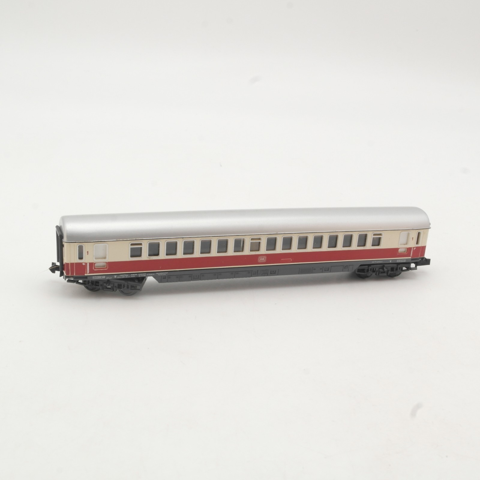 Minitrix N TEE Personenwagen 1. Klasse der DB RR5052 o.