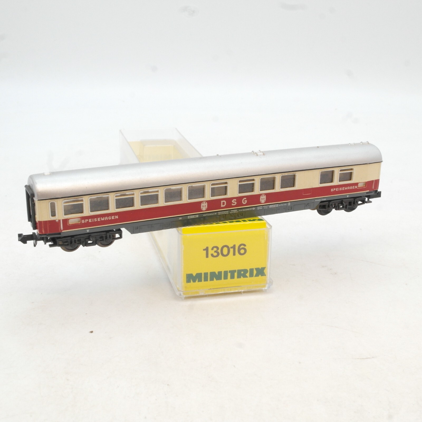 Minitrix N TEE Speisewagen der DRG in EVP RG1316