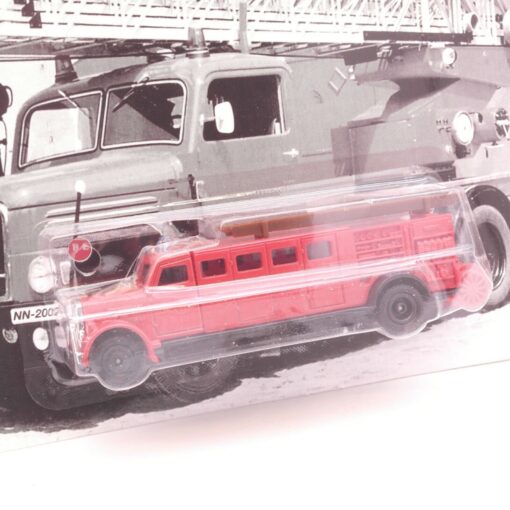 Nordbrand NN Nordhausen Feuerwache Set mit 10 Stück + Fahrzeug in OVP RT8376 – Bild 4