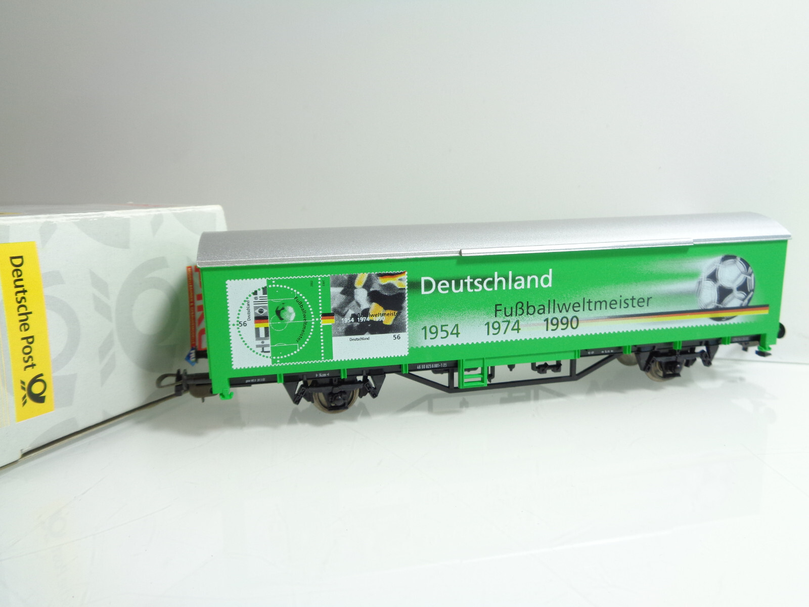 Piko H0 72000 gedeckter Güterwagen Deutschland Fussballweltmeister in OVP JD3302