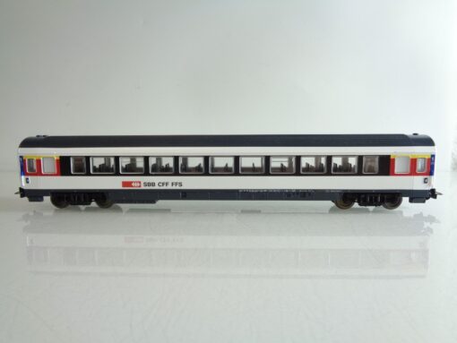 Piko H0 AC Personenwagen 1.Kl. der SBB für Märklin BH686 o.