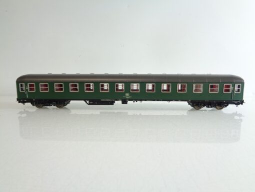 Piko H0 AC Personenwagen 2. Kl. der DB für Märklin BH690 o.