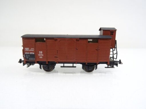Piko H0 gedeckter Güterwagen mit Bremserhaus der DB PR312 o.